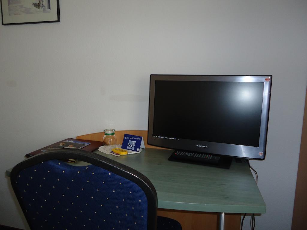 Hotel Central Oberursel Ngoại thất bức ảnh